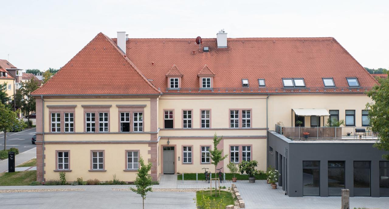 Boardinghouse Neumarkt Alte Schule นอยมาร์คท์ อิน แดร์ โอเบอร์พฟัลซ์ ภายนอก รูปภาพ